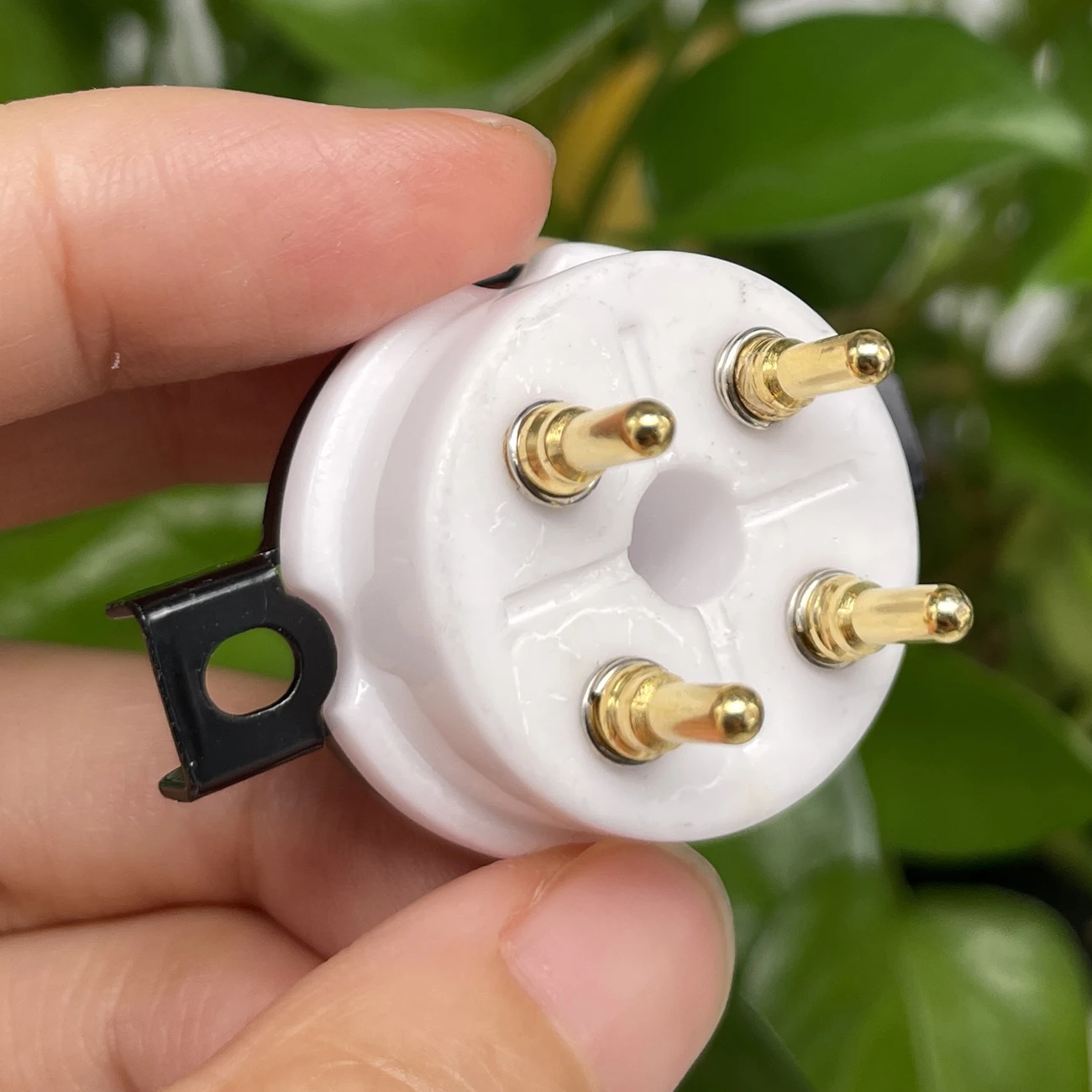 1 قطعة EIZZ 4pin أنبوب المقبس قاعدة ل 2A3 300B FU-811 811 274B 572A 45 50 5Z3 101D الإلكترون أنبوب مطلية بالذهب Hifi مضخم الصوت