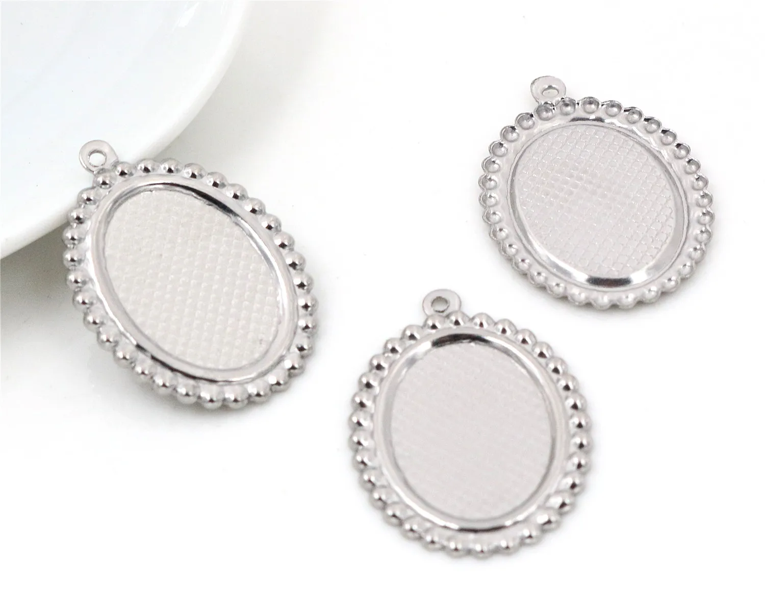 ( No Fade ) 10pcs 13x18mm Inner Size Stainless Steel Material Oval Style Cabochon Base Cameo Setting Pendant Tray (T7-38)