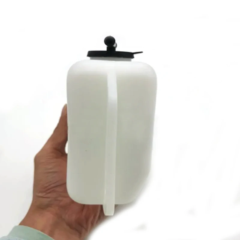

1C727C-44520 1C727C44520 Water Tank Sub Water Tank For YANMAR 6D 7D 8D 9D YR60D VP6D VP7D VP8D VP9D Spare parts