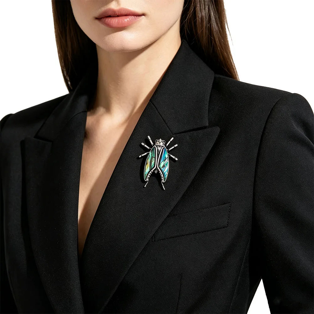 Retro Insect Cicada Brooch Natural Abalone Shell Mosaic Wing Lapel Pin Fashion Decor for Coat Scarf Shawl Jewelry Gift for Women