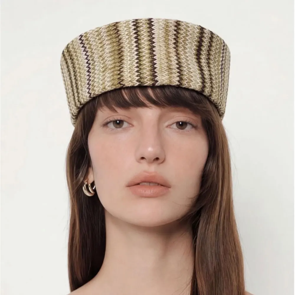 Bild 4: 2026 Modischer gestreifter Cowboy-Pillbox-Hut für Damen, randloser Hut, Frühling und Sommer, Designer-Baskenmütze, Fedora-Hut für Frauen, Luxus-Hüte