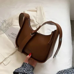 Zimowa torba na ramię w stylu Retro dla kobiet miękka skórzana torba Crossbody w kształcie półksiężyca modna marka torebka pod pachami na co dzień