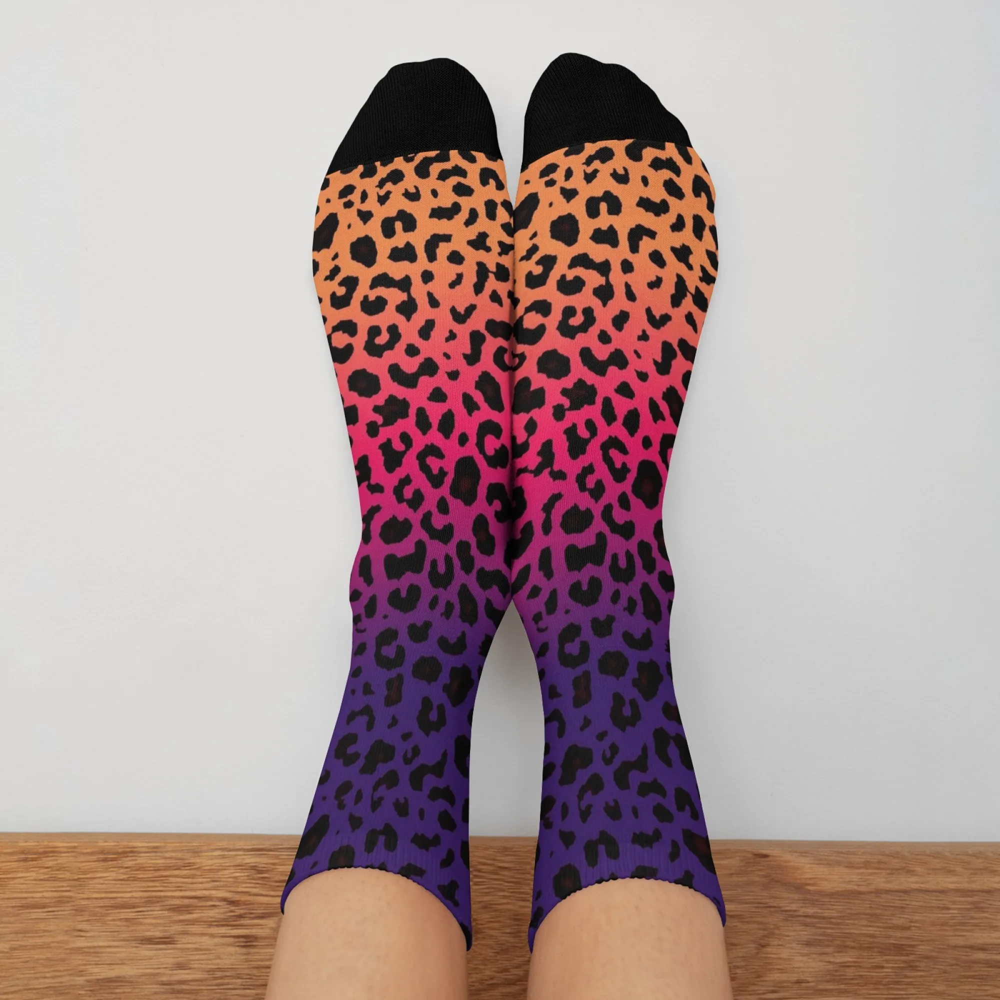 

Novelty Gradient Trend Leopard Print Men's Socks Harajuku Retro Hip-Hop Women's Compression Socks Outdoor Cycling Accessories