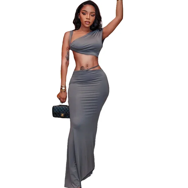 Women's Diagonal Collar Strapless Sleeveless Pleated Irregular Crop Tops & Hips Wrapped Long Skirt, Solid Color, 2pcs Set
