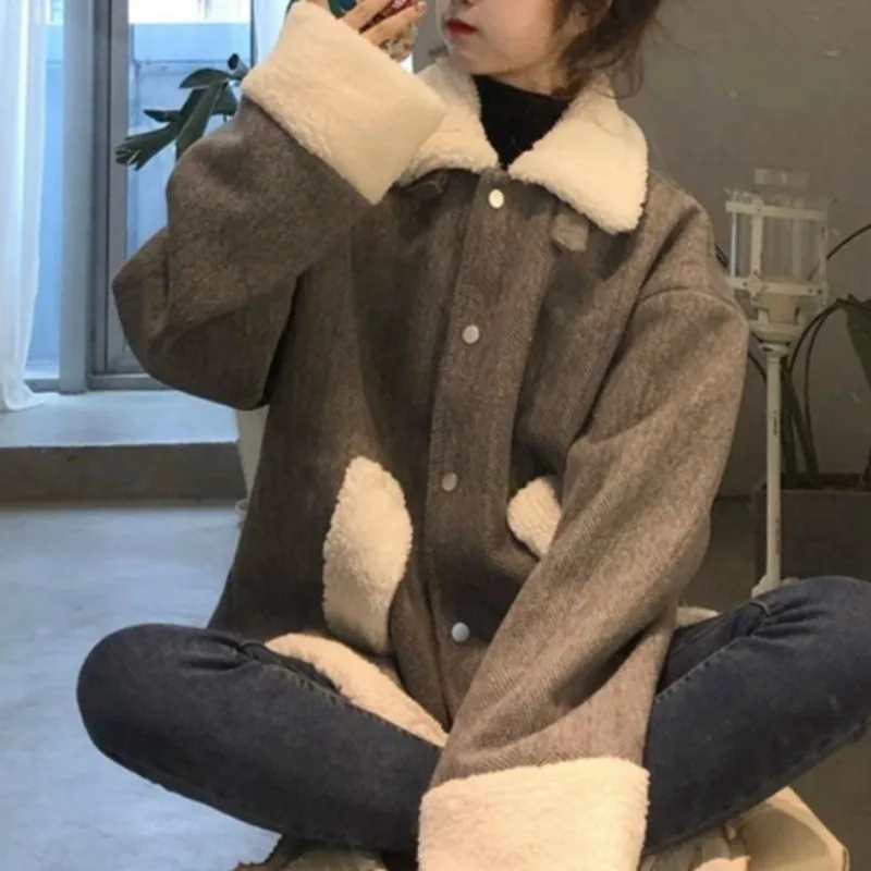 Lamb Wool Jacket Pocket Button Outerwear Women Fashion Jacket Lapel Coat Loose Outerwear Long Sleeved Wool Autumn Winter