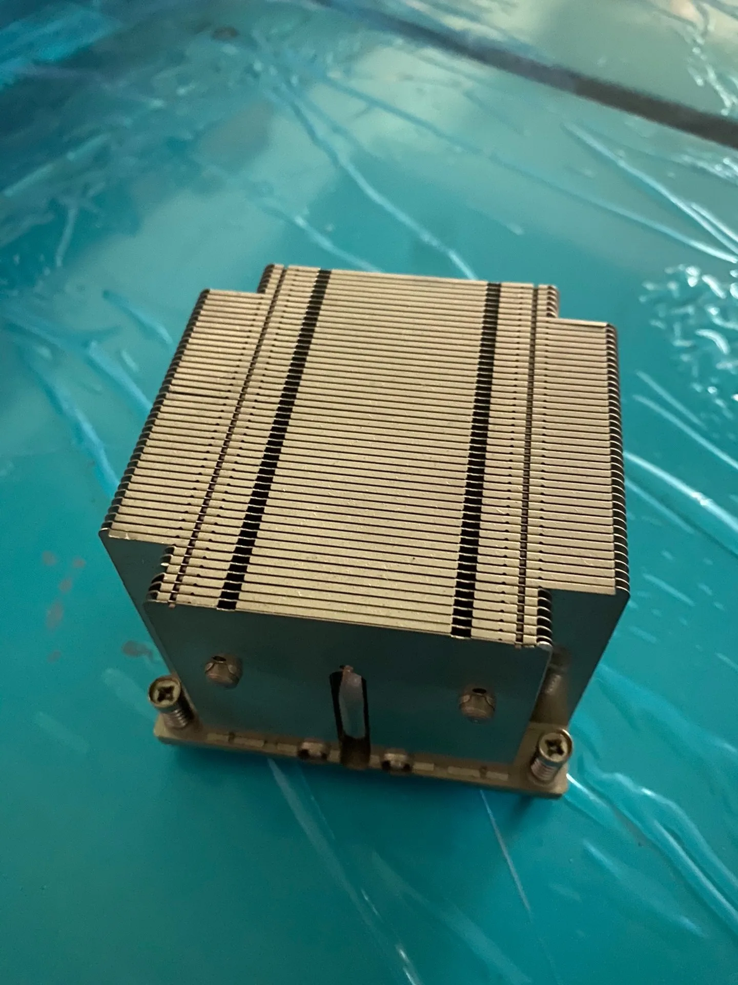 

SNK-P0038PS 1366 1356 heat sink 2U