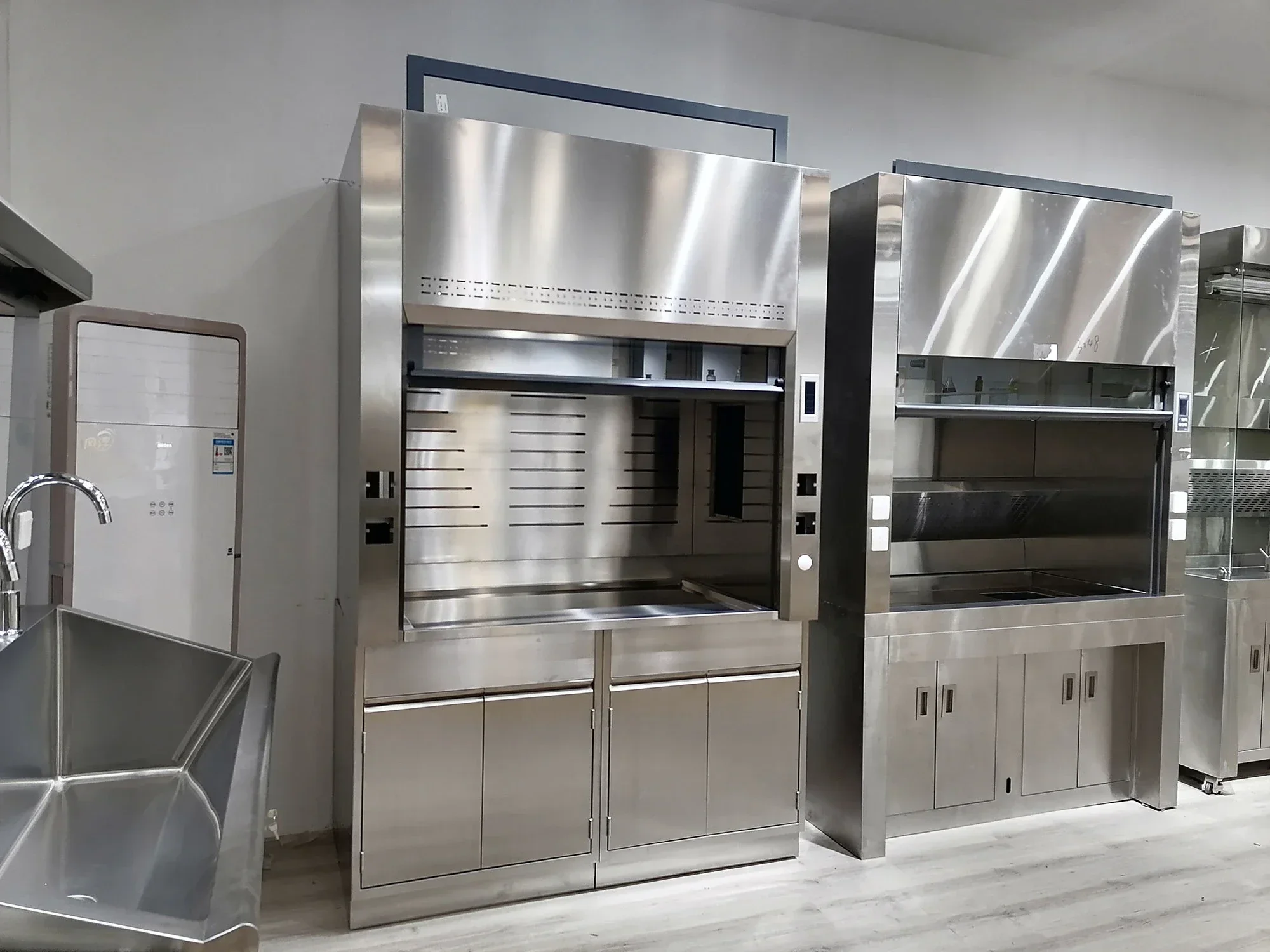 High Quality Stainless Steel 304 Fumehood Laboratory Hoods Extraction Cupboards for Chemical Use