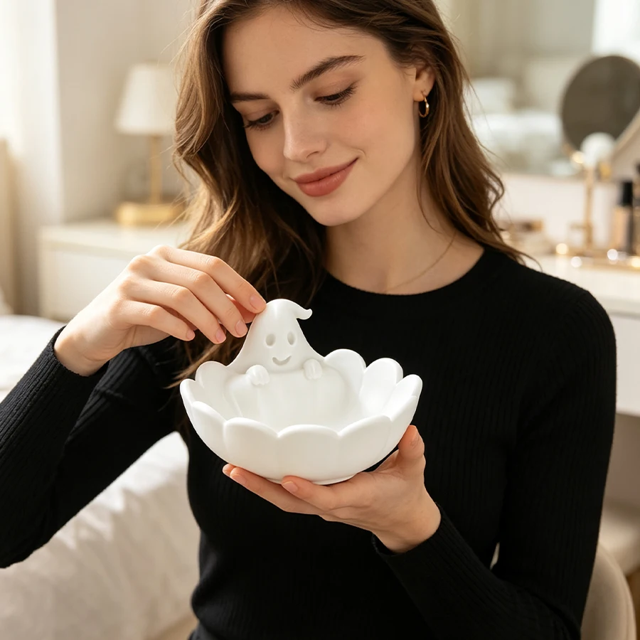 Matte White 3D Cute Ghost-Shap - огляд і ціна Home Essentials Bathroom Storage