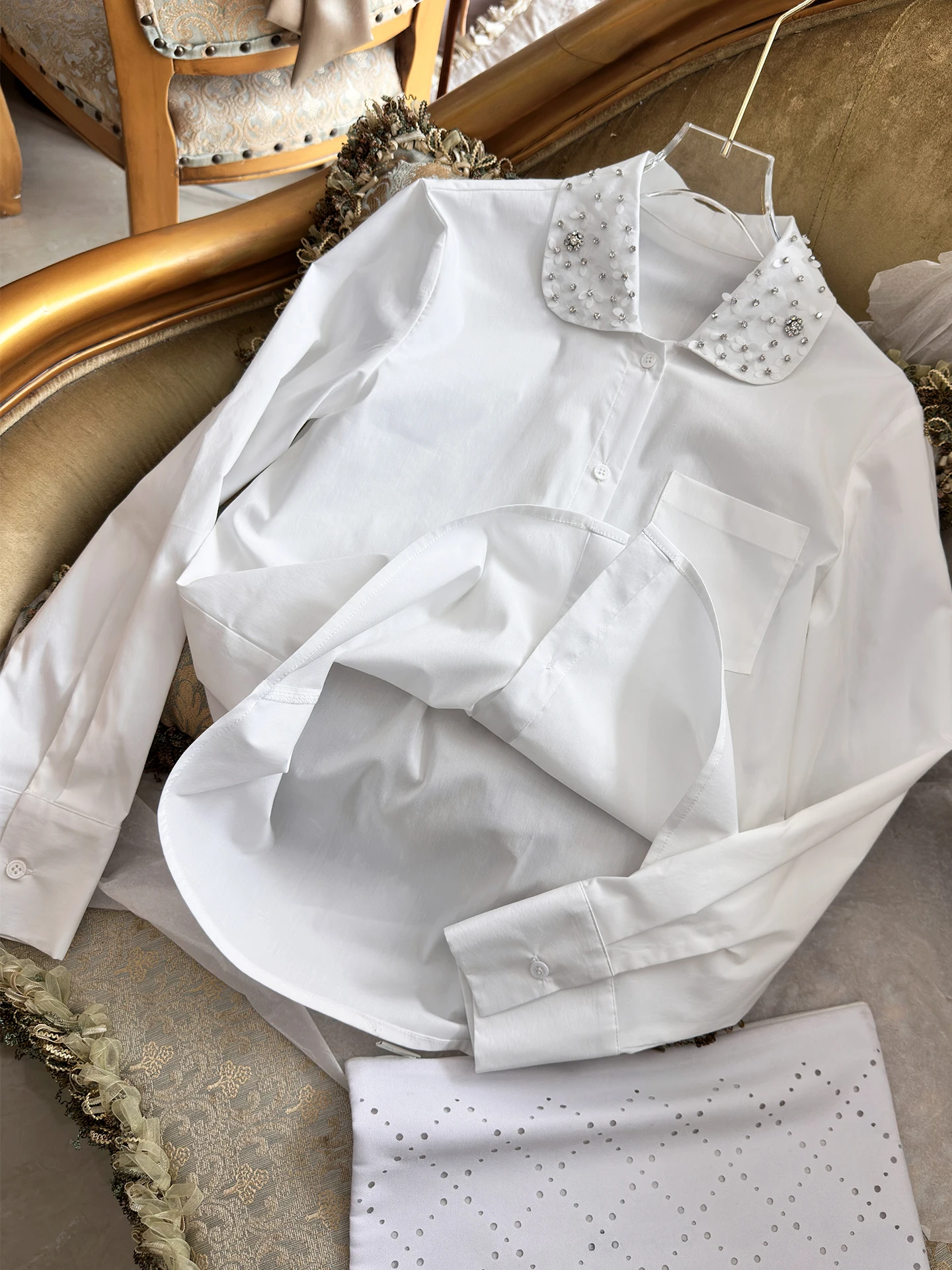 Fashion Elegant Heavy Industry Beading Sequin Doll Collar Long Sleeve Single-breasted Loose Versatile White Shirts Blouses Women