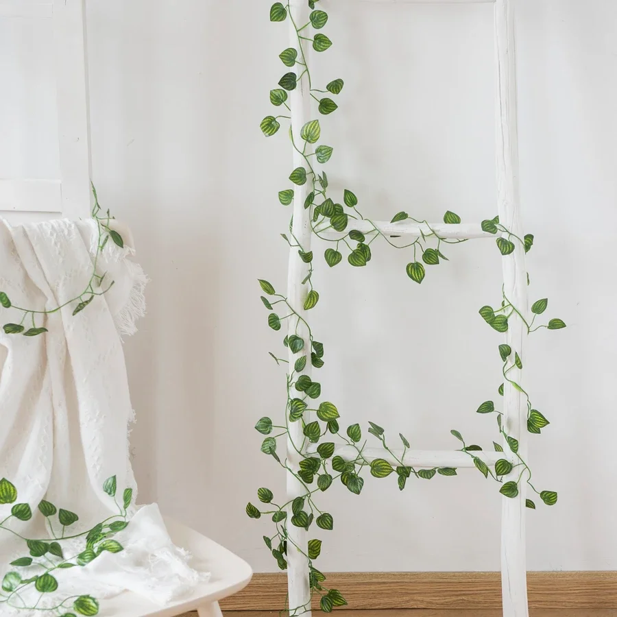 210Cm Artificial Hanging Christmas Garland Plants Vine Leaves Green Silk Outdoor Home Wedding Party Bathroom Garden Decoration