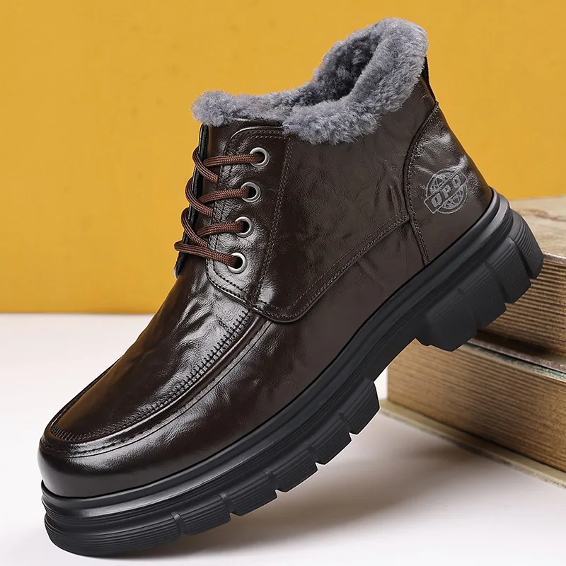 2026 Men's High Top Business Dress Leather Boots Retro Hand Grip Pattern Thick Plush Cotton Inner Shoes Outdoor Thick Bottom