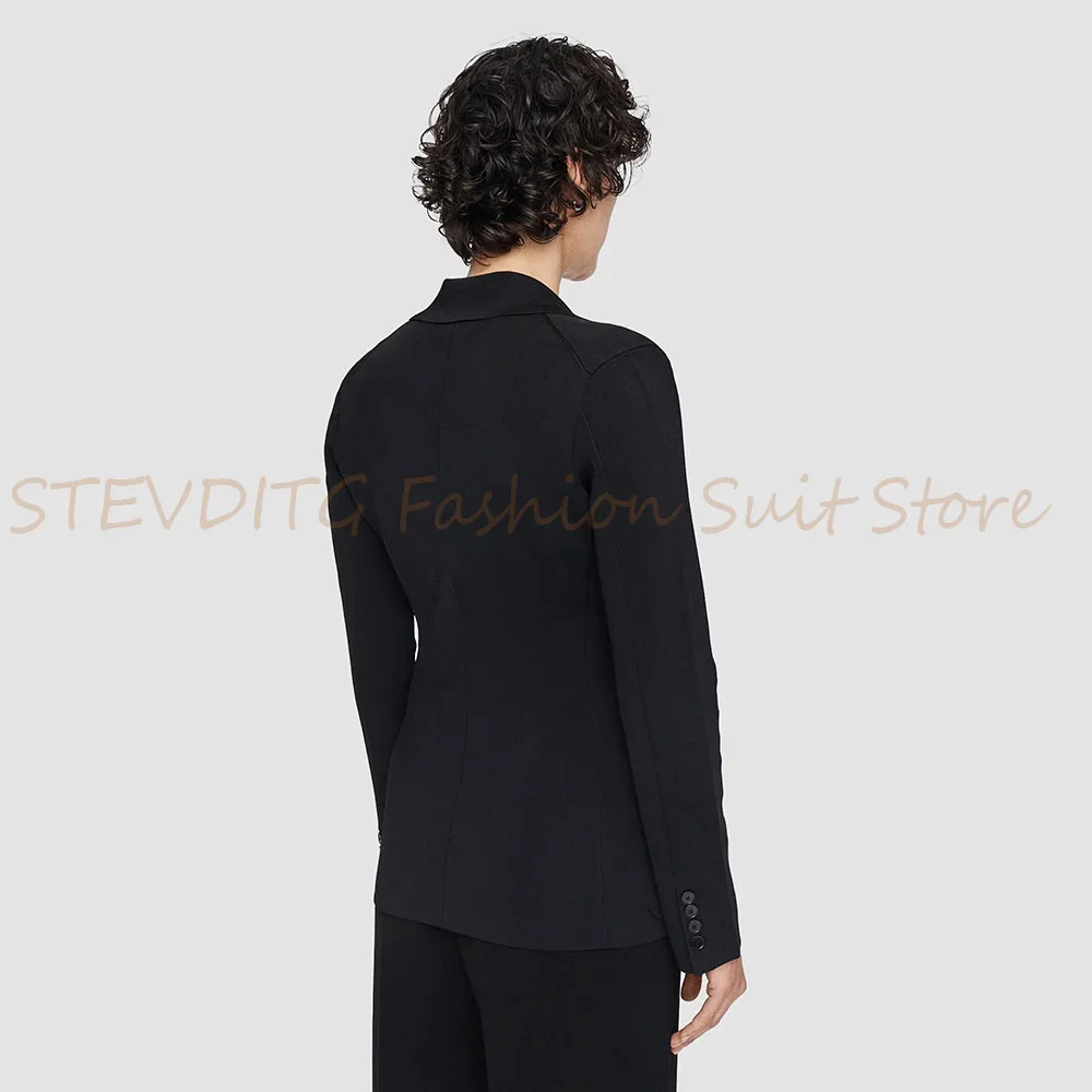 Elegante set da due pezzi da donna nero con doppio petto, giacca con risvolto e pantaloni, set da ufficio, banchetti, affari, abbigliamento femminile