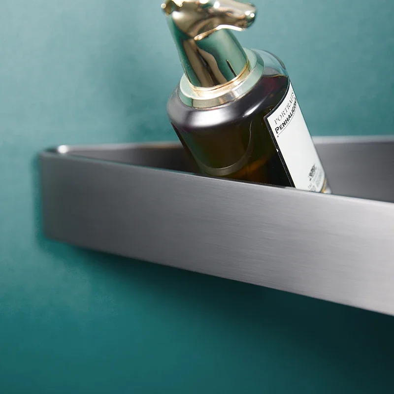 Ducha de inodoro con cesta triangular de baño sólida de cobre lleno