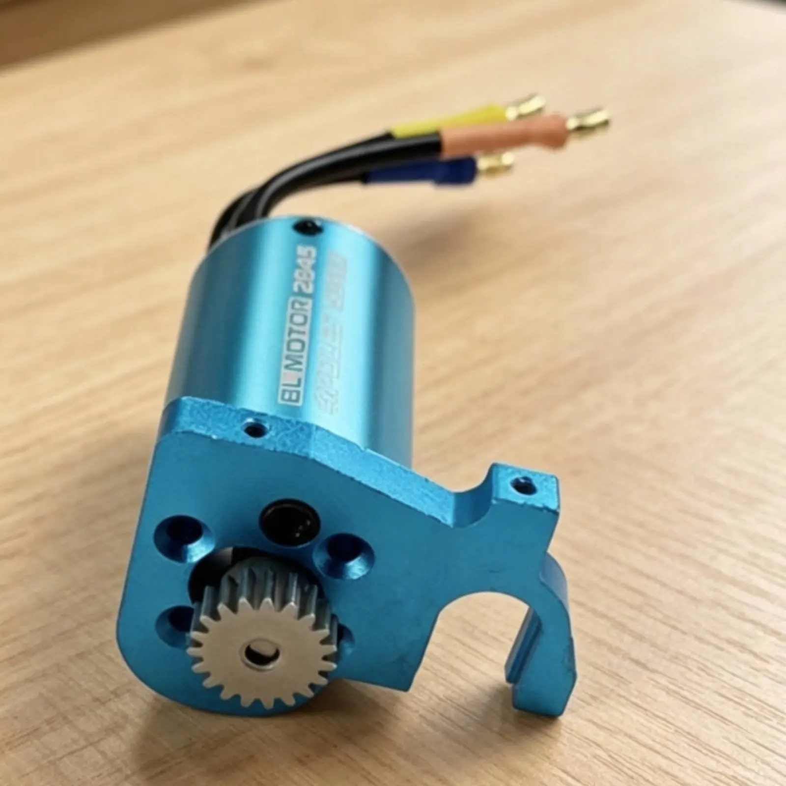 

Brushless RC Engine High Performance 4-Pole 4300KV Engine Easy to Install Consistent Power Output for Replacement Repair