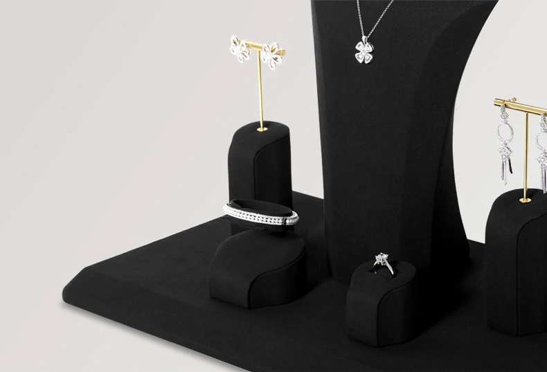 Oirlv Schwarzes Mikrofaser-Schmuck-Display-Set mit Metallständer für Halsketten, Ohrringe, Armreifen und Ringe – Detail 10