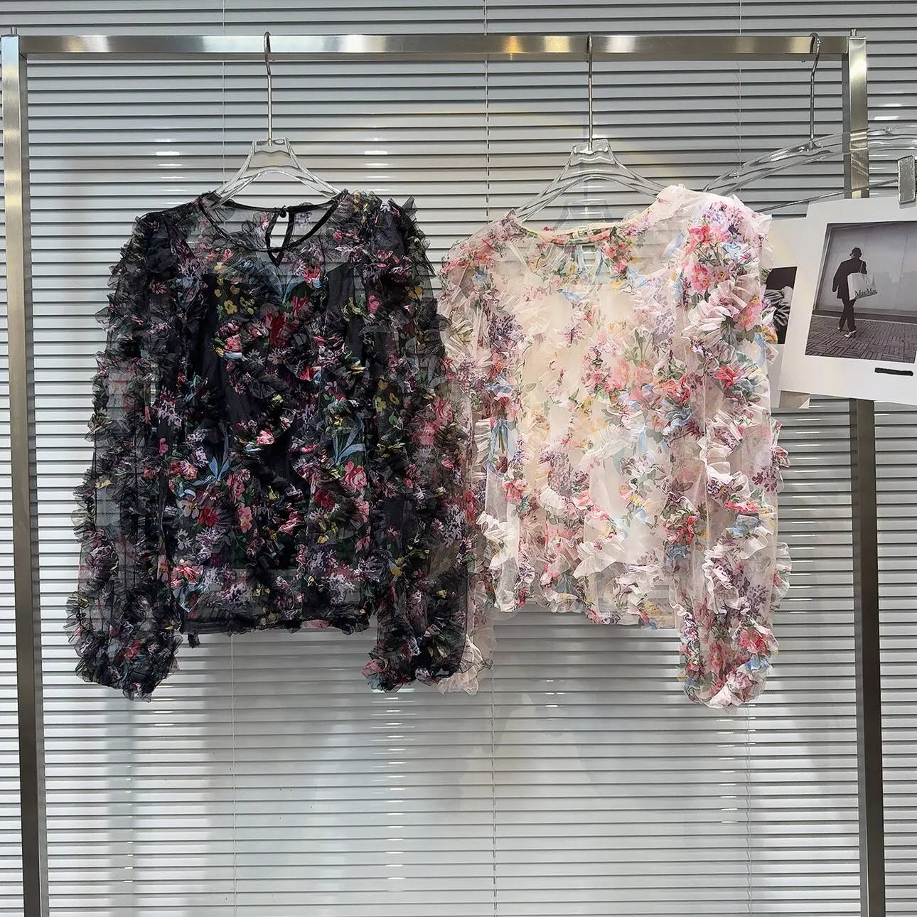 Spring Autumn Fashion 3D Flower Wrinkle Mesh Tops Female Round-neck Long Sleeve Slim with Lining Chiffon Blouse Women