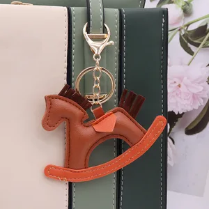 10 Main Sales Keychain Horse - №8