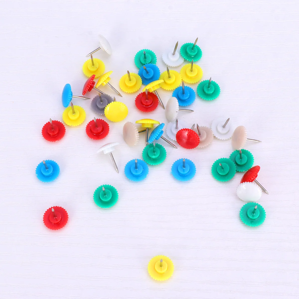 

50Pcs Colorful Plastic Gearwheel Push Pins Map Pins for Bulletin Boards Cork Strips Photo Wall Map Tack Plastic Push Pin