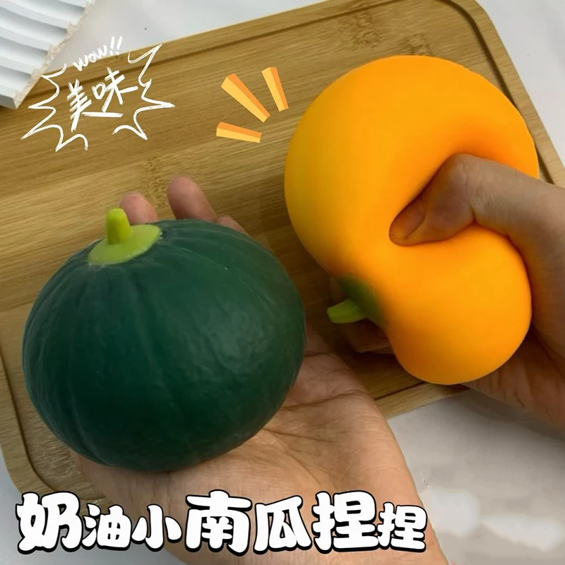 Kürbis-Quetschspielzeug, langsam aufsteigender Stressball zur Angstlinderung, niedliche Kürbis-Fidget-Sensorikspielzeuge für Erwachsene und Kinder, Spaß für die ganze Familie