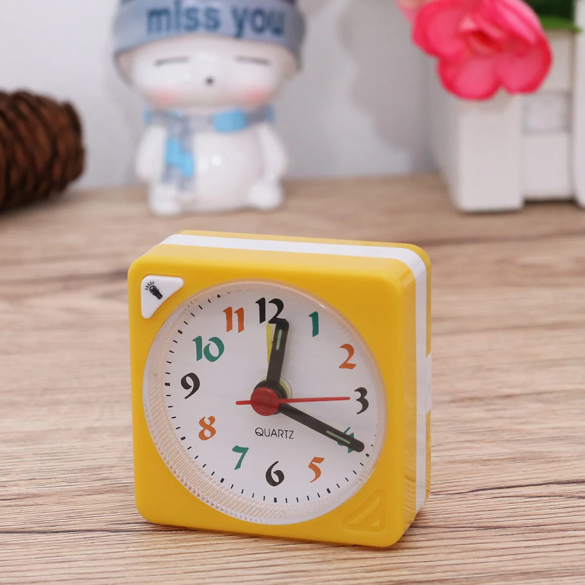 

Portable Mini Quartz Alarm Clock Square Plastic Lightweight Desktop Timepiece for Office Bedroom Travel Use Yellow
