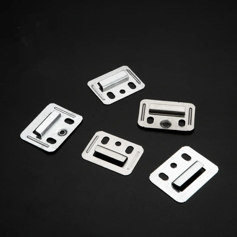 50pcs Buckle Hasp Plate Fixing Piece Latches Locks Wall Panel Panel Buckle Clamp Fastener Clip Furniture Fitting Connector