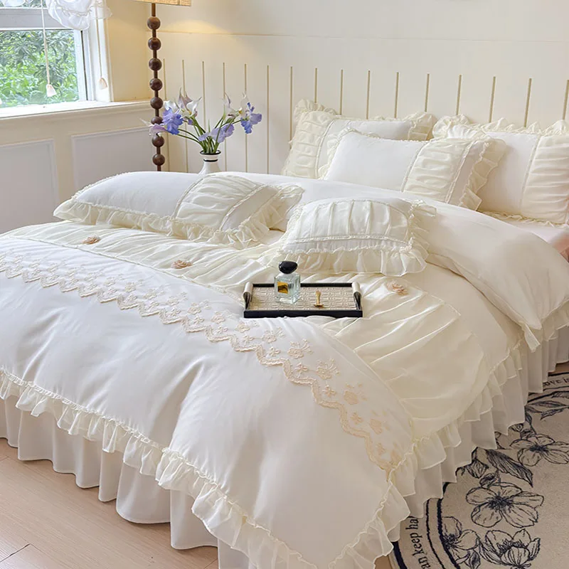 

Luxury Solid Color Bed Skirt Bedding Sets with Lace Silky Breathable Bedclothes for Home All Seasons Single Double Bedspread Kit