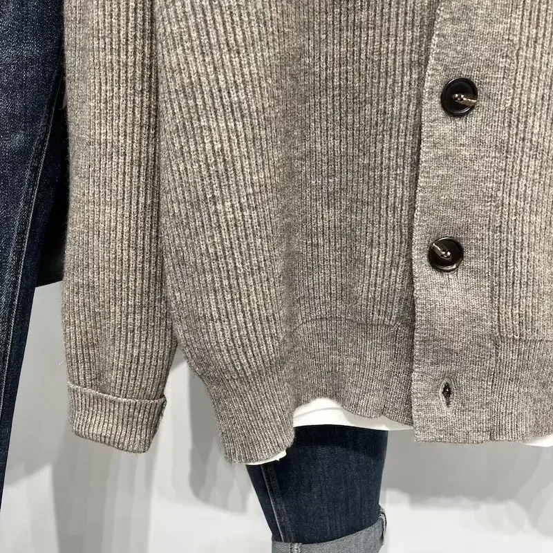 Maglione lavorato a maglia uomo nero tinta unita Cardigan abbigliamento uomo colletto semplice Replica di alta qualità spessa inverno classico anni '90 Vintage