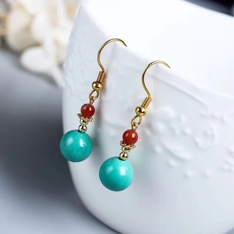 

Серьги-гвоздики из натурального бирюзы и нефрита