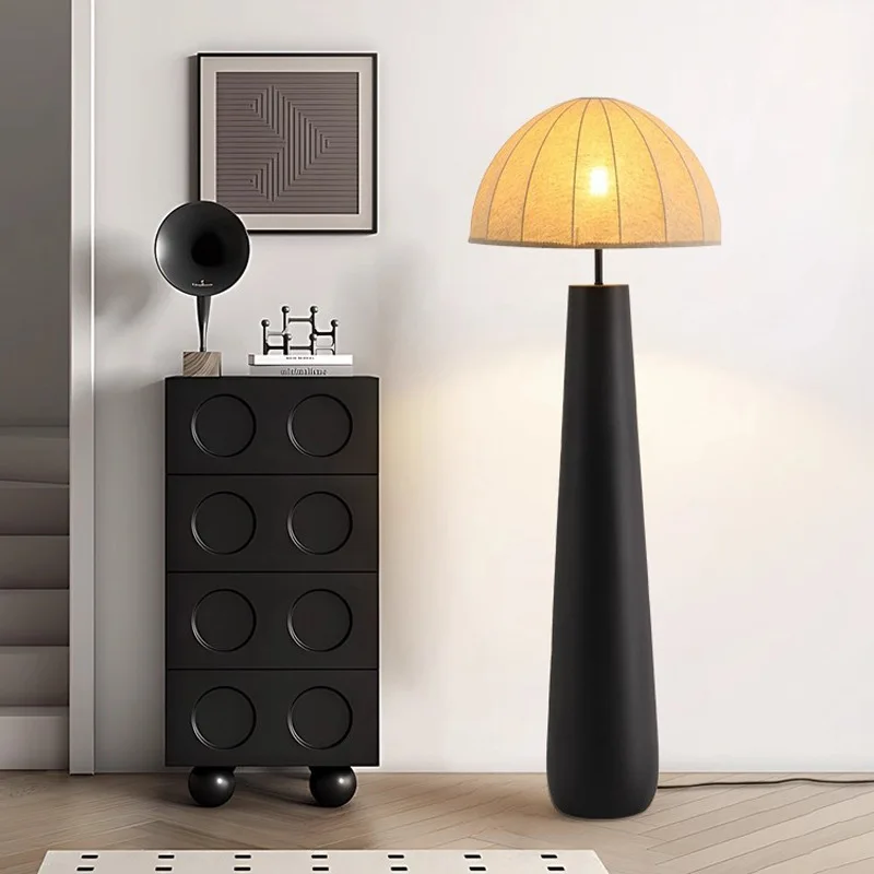Medieval style living room floor lamp Chinese style hotel bedroom study atmosphere lamp homestay lamp Zen tea room vertical