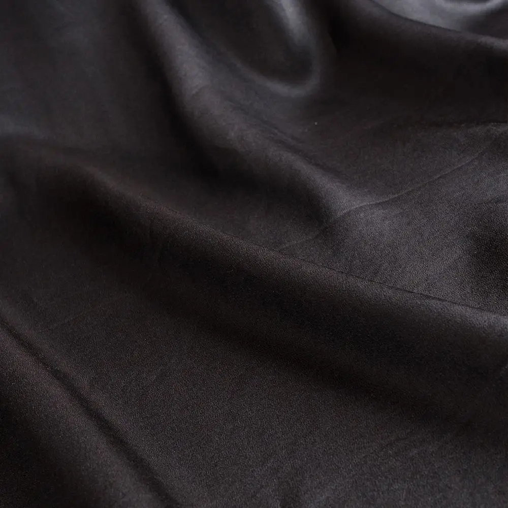 高品質本物のシルク 50 匁広東順徳伝統的な Xiangyun 糸夏のファッションドレス生地