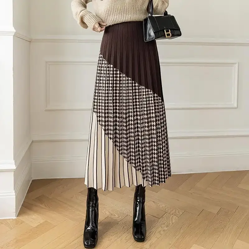 Elegant Women Pleated Asymmetrical Skirt With Geometric Pattern For Office Wear In Autumn Winter Season