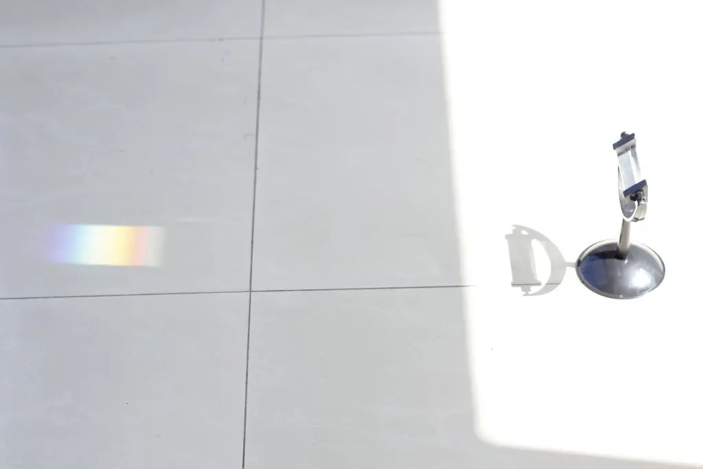 Optisches Prisma Physik-Glasprisma Optisches Glasprisma mit Ständer Unterricht