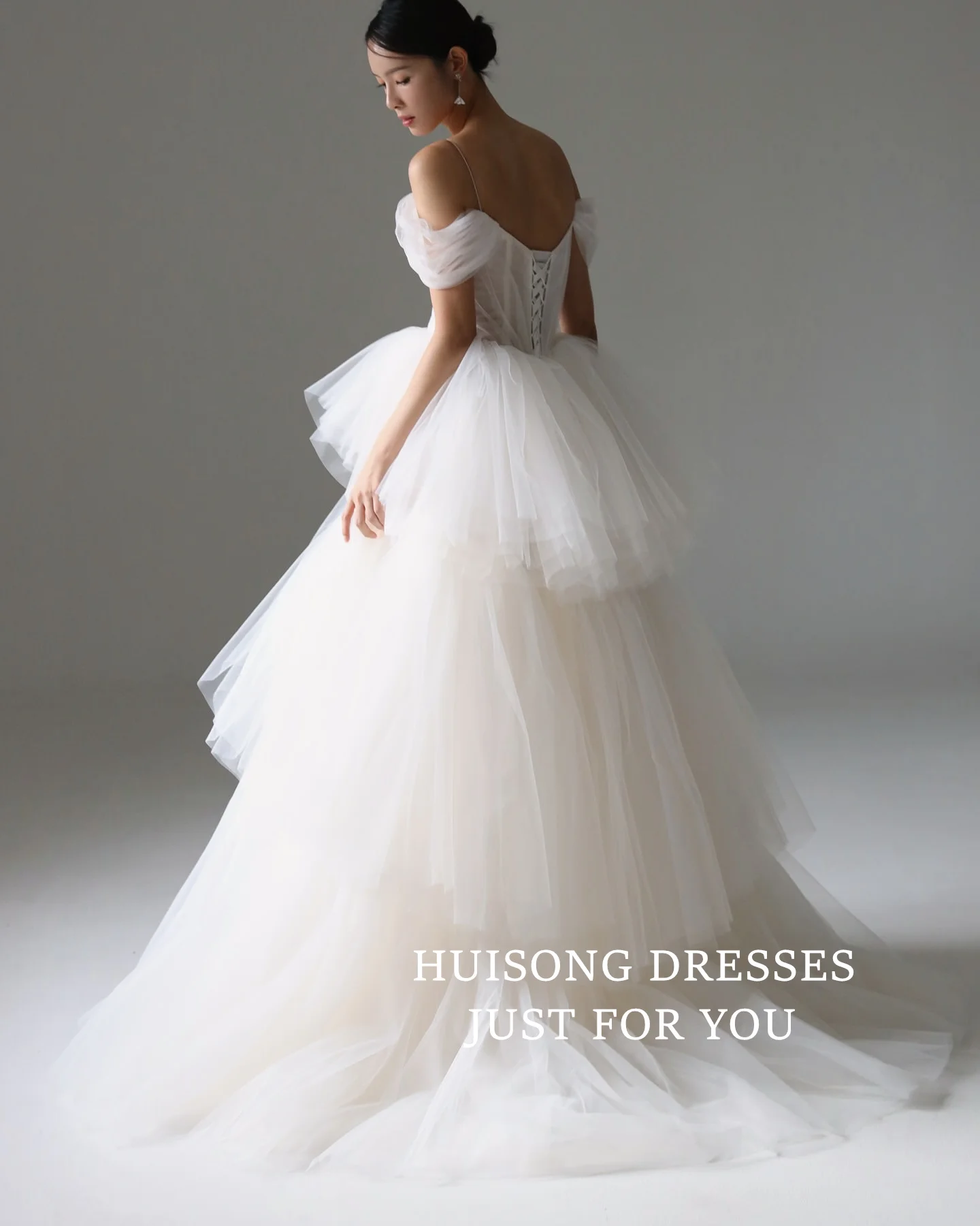 HUISONG personnalisé blanc à volants à plusieurs niveaux Tulle robe de mariée coréenne province Garona réception robe de mariée corée robe de séance Photo de mariage