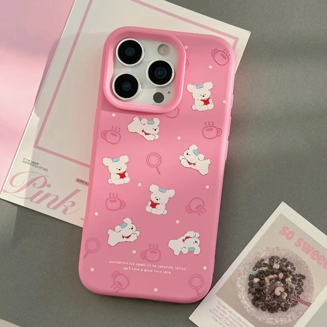 Рисунок 2 - Розовый силиконовый чехол для телефона