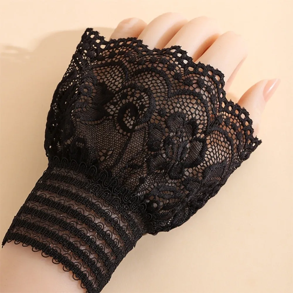 

1 Pair Versatile Elegant Fake Cuffs Detachable Solid Color Lace Sleeves Embroidery Pattern Thin False Cuffs For Women