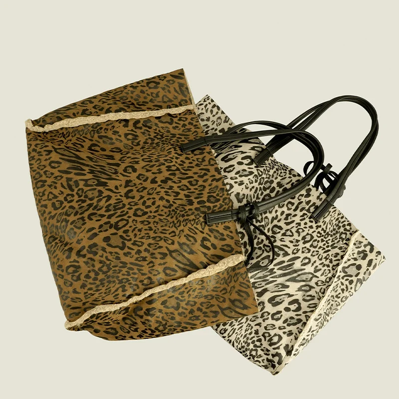 Winter Woolen Leopard Print Bags for Women 's Fur Lamb Wool Inner Large Capacity Handbags Lazy Style Luxury Bag