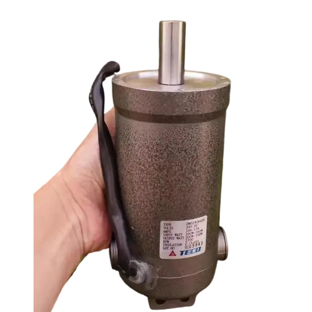 O motor de escova de carbono DC24V 300W 2700 RPM é usado para esteiras, ferramentas elétricas, acessórios elétricos de eixo diy, etc.