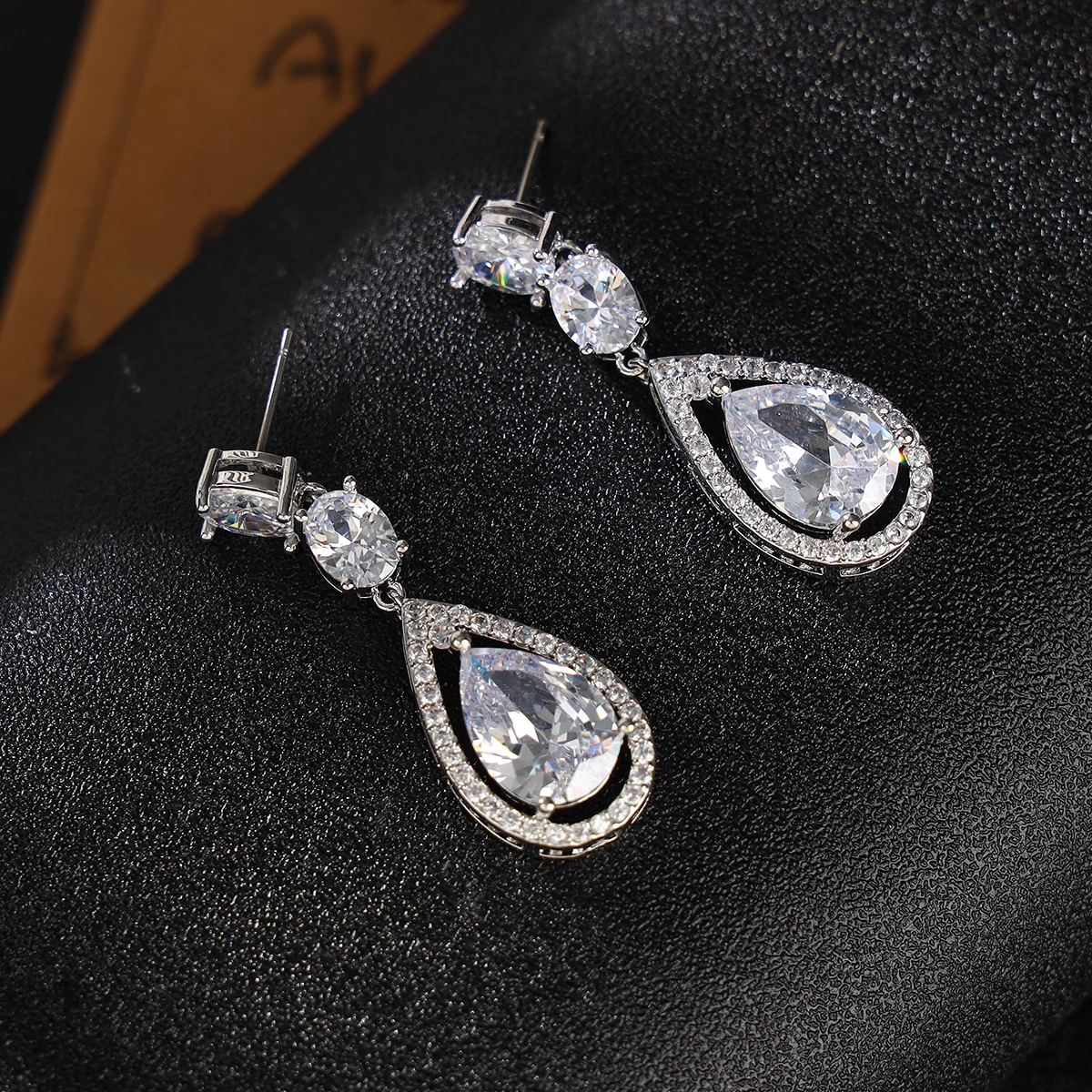 Elegantly  Sparkling Wedding Teardrop Cubic Zirconia  Earrings for Bridal