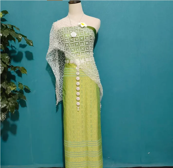 

New Yunnan Ethnic Style Dai Ethnic Clothing Five Piece Set in Xishuangbanna Photo Taking