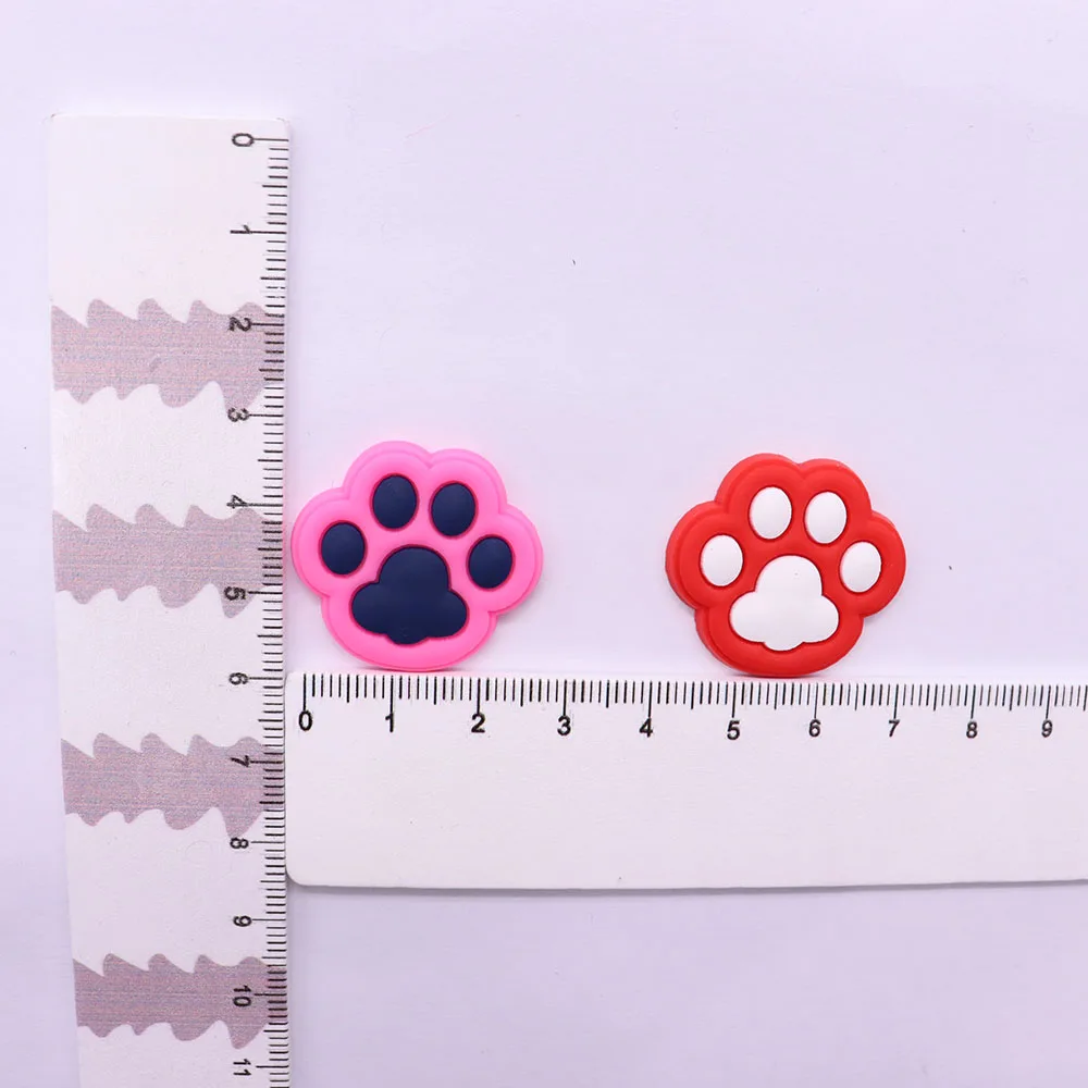 New 1pcs PVC Cute Cartoon Shoe Charms Fit Wristbands Kawaii Colorful Animal Footprints Hole Slipper Decoration Shoe Accessories