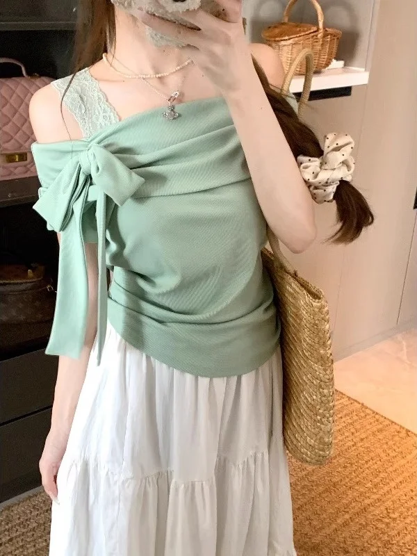

Summer Slim Fit Lace oulders Knob ort Sves T-irts Women Casual Sles Large Size Faionable One-oulder Tee
