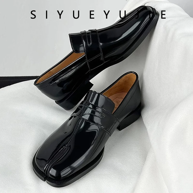 Split Toe Loafers for Women and Men Tabi Shoes Platform Chunky Heel Loafers Business Casual Leather Shoes Plus Size 35-46