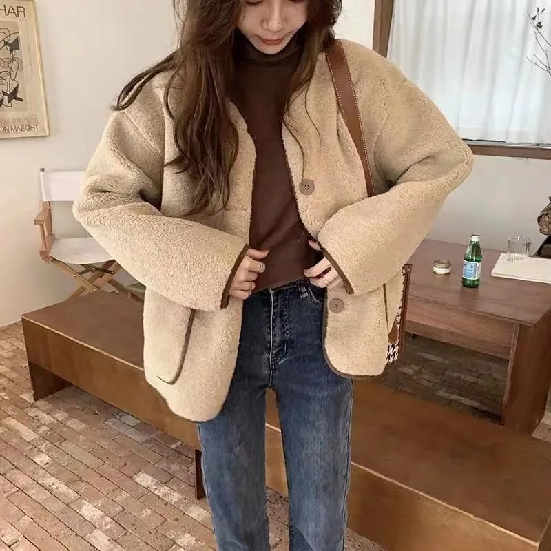 New Outerwear Casual Overcoat Women Faux Lambswool Fur Coats Artifical Fleece Autumn Winter Korean Loose Cashmere Female Jacket