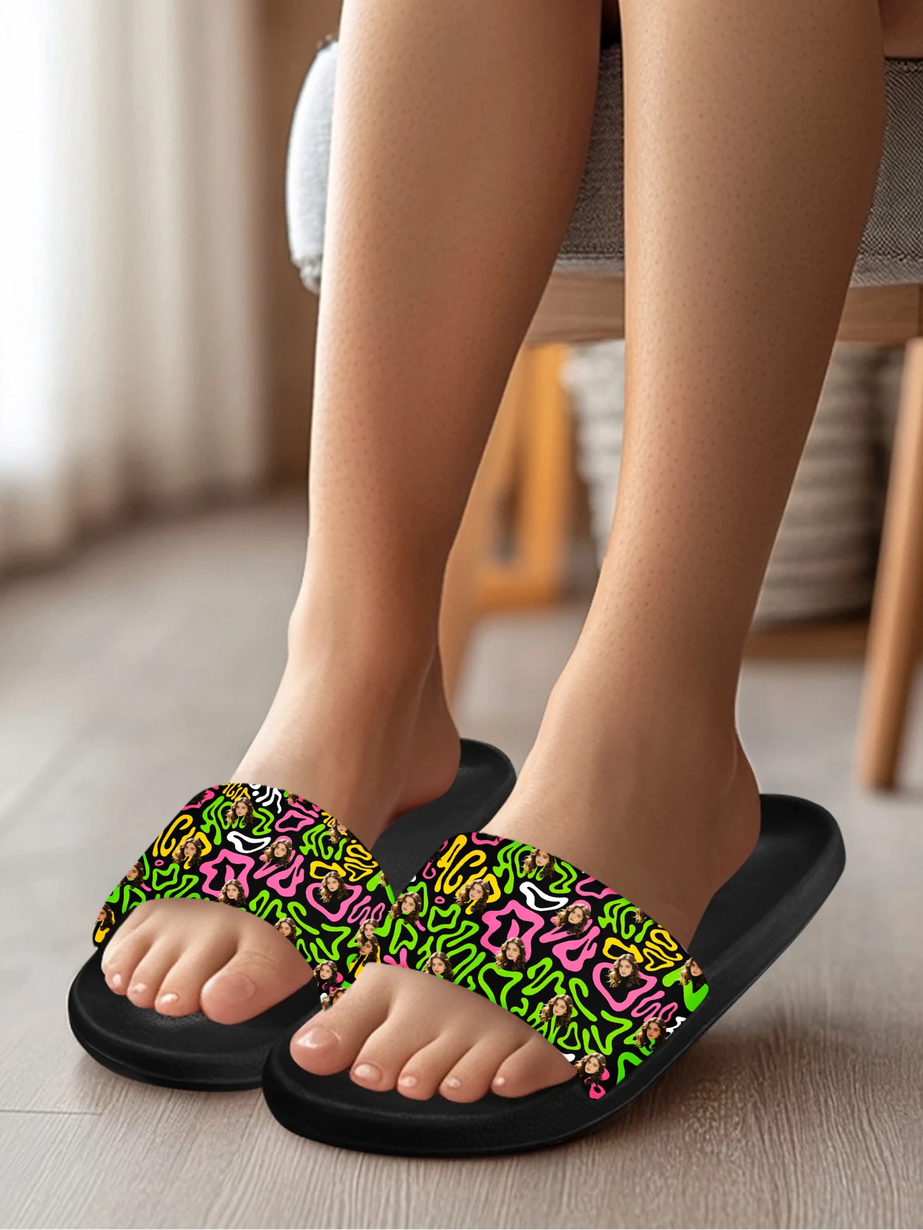 Customized women's slippers Customized text slippers Personalized fun text pictures Customized gifts for family and friends