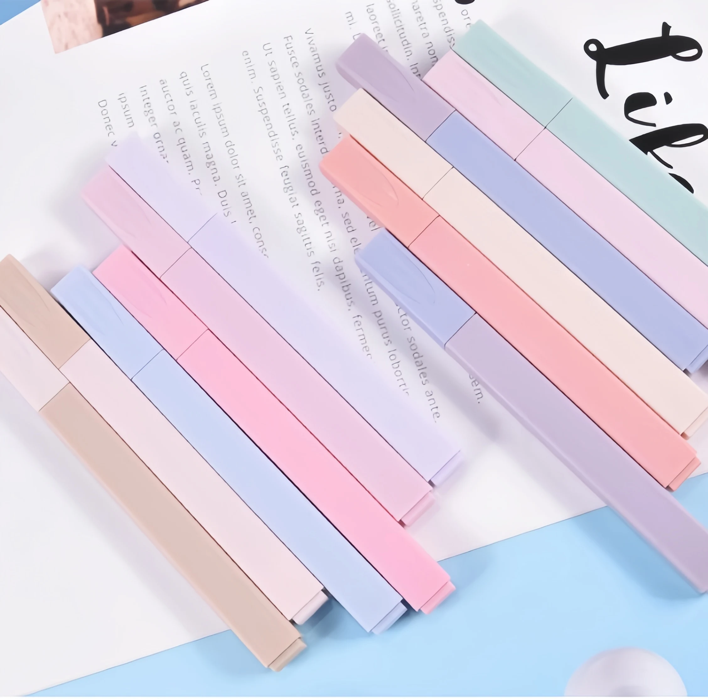 

6 light - colored highlighters for students' note - taking.