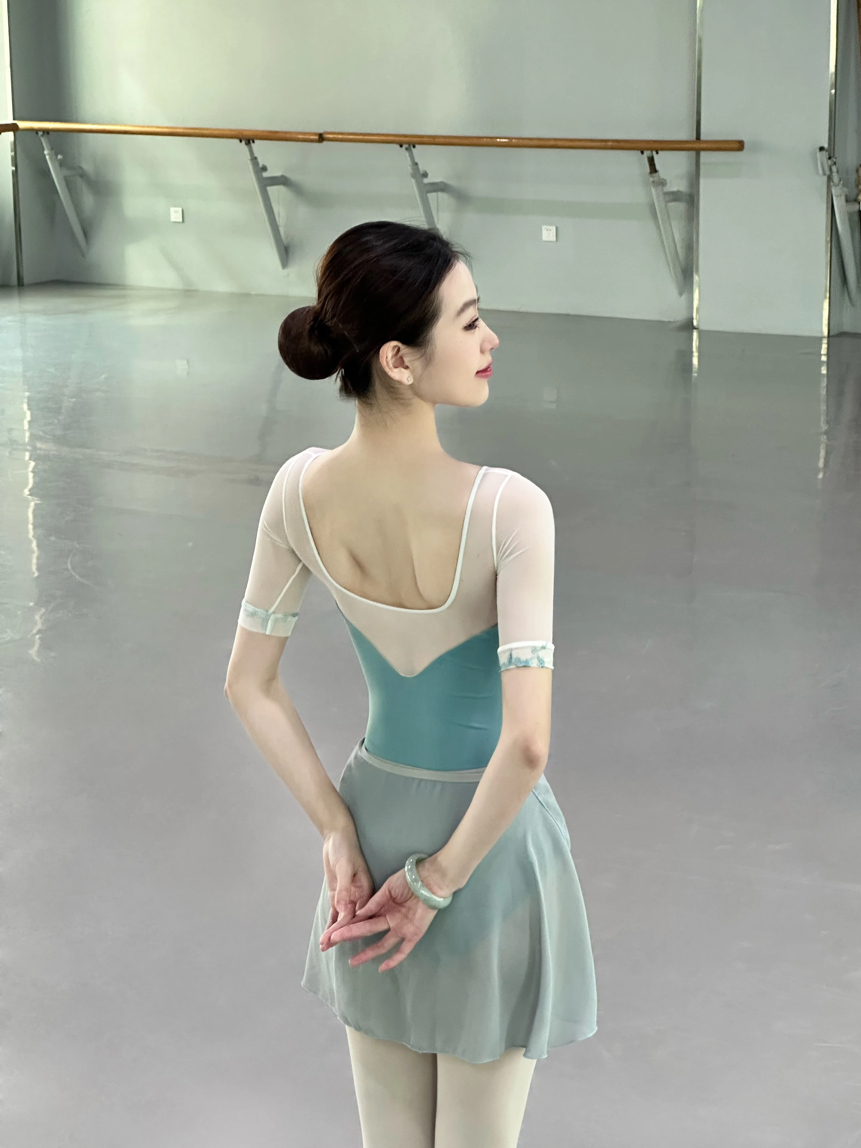 Ballet Leotards Adult Elegant Middle Sleeve Practice Ballet Dancing Leotard Women High Quality Dance Team Gymnastics Coverall