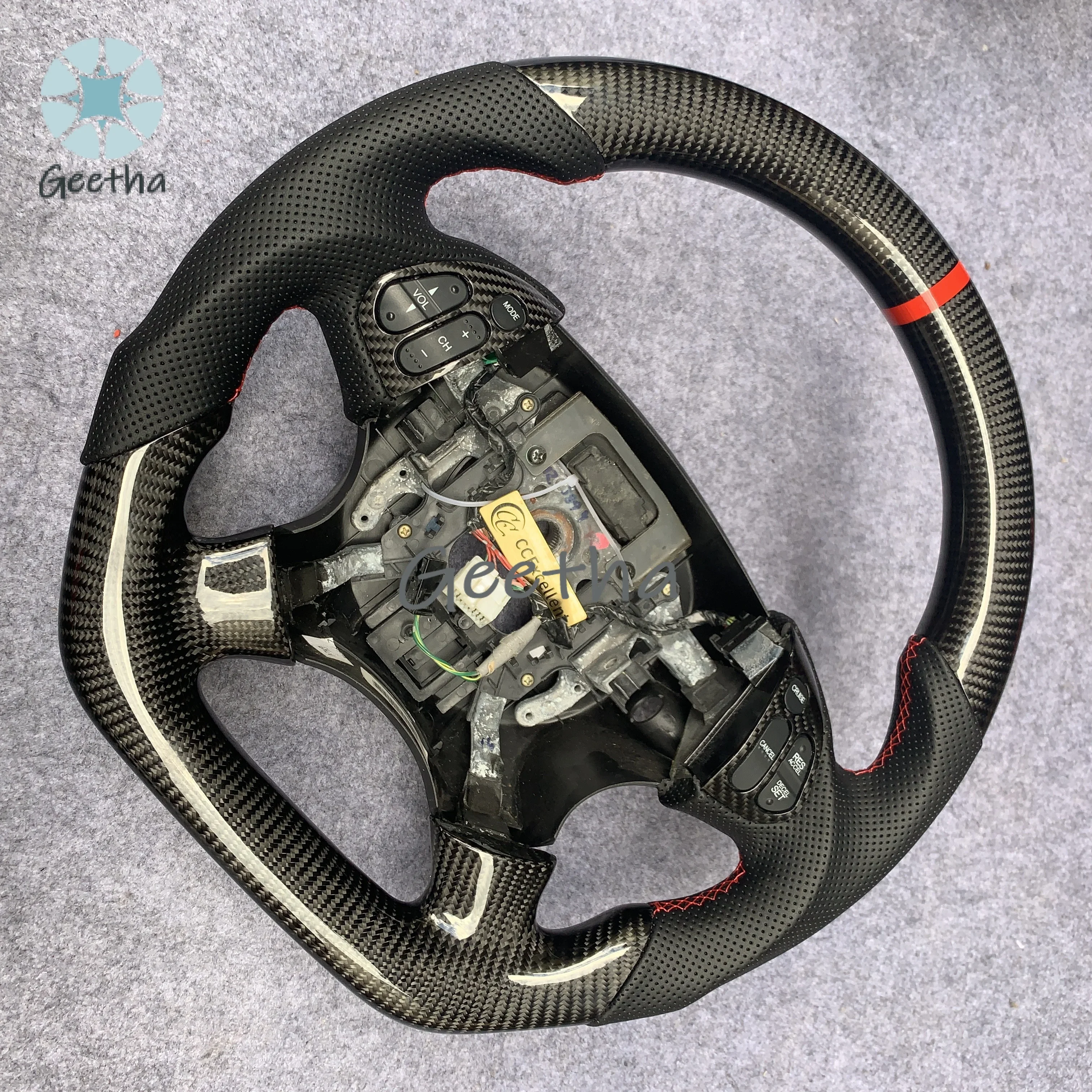 

CCExcellent Professional Custom Black Perforated Leather With Red Ring on Carbon Fiber Steering Wheel for Acura-TL 04-06