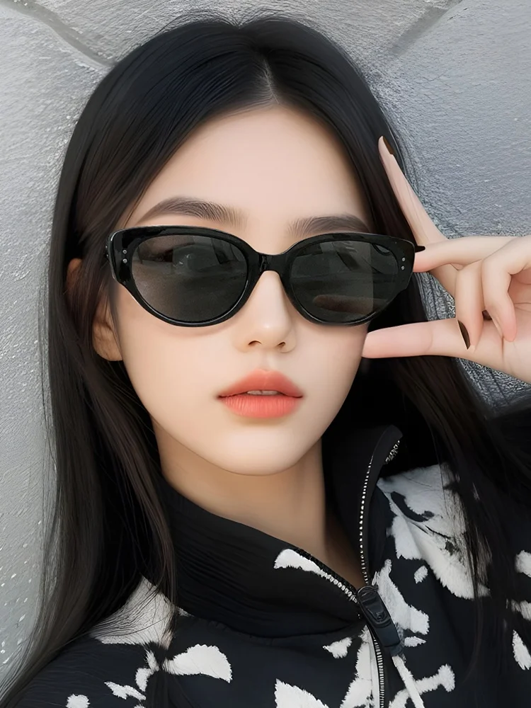 nouveau-style-2024-lunettes-de-soleil-pour-femmes-protection-uv-design-retro-confortables-elegantes-classiques-a-la-mode-adaptees-a-tous