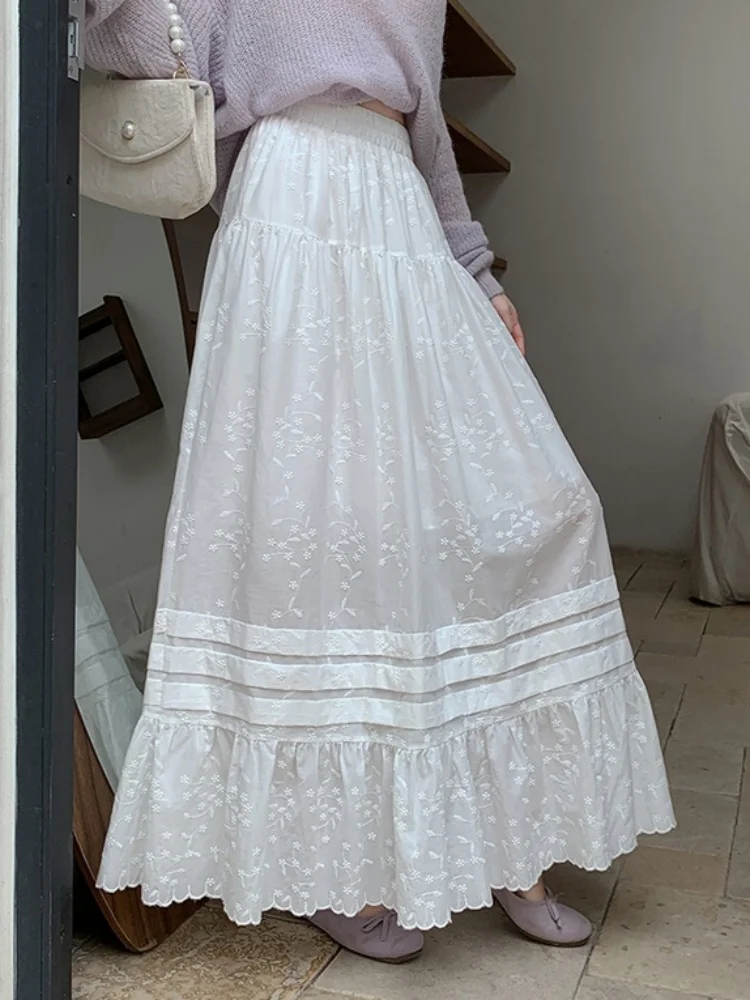 

SMTHMA New Fashion Embroidery Flower Maxi Skirt White Cotton Women Boho New Autumn Vacation Big Swing Long Skirt