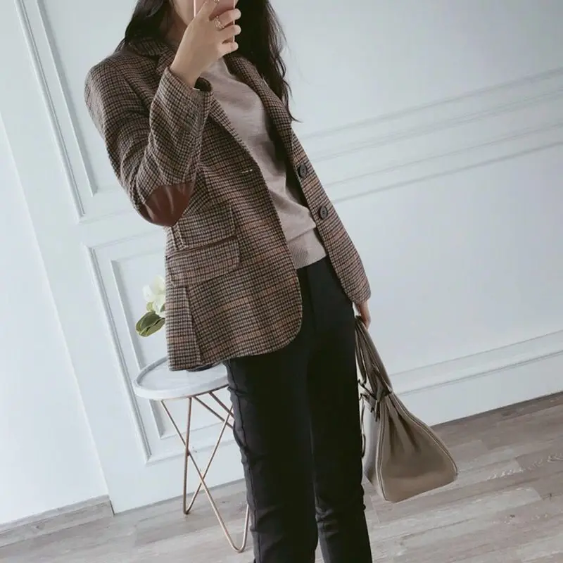 Woolen Plaid Small Suit Jacket for Women in Spring and Autumn 2025 New Short Style Korean Version Oversized Retro Women\'s Suit